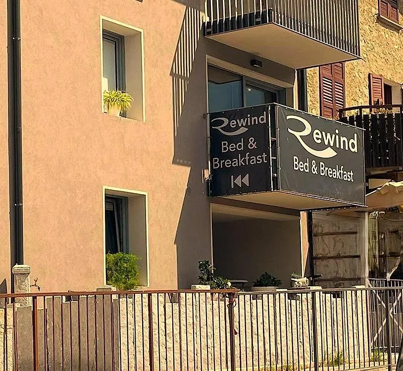 Guest house Rewind Hotel Temu Italy